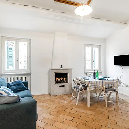 Daire Modern 350mt From Piazza Del Popolo!