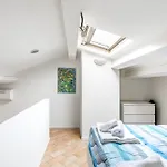 Apartman Guesthost - Modern 350mt From Piazza Del Popolo! Pesaro