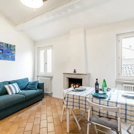 Guesthost - Modern 350mt From Piazza Del Popolo!