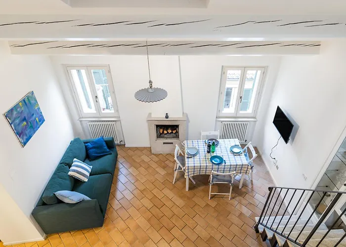 Guesthost - Modern 350mt From Piazza Del Popolo! * Pesaro