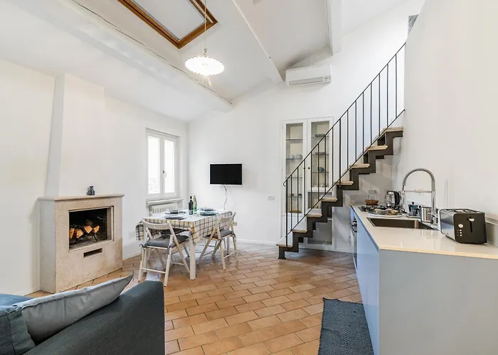 Guesthost - Modern 350mt From Piazza Del Popolo! Apartment